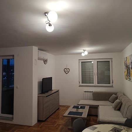 S&D Apartman Lukavica 外观 照片