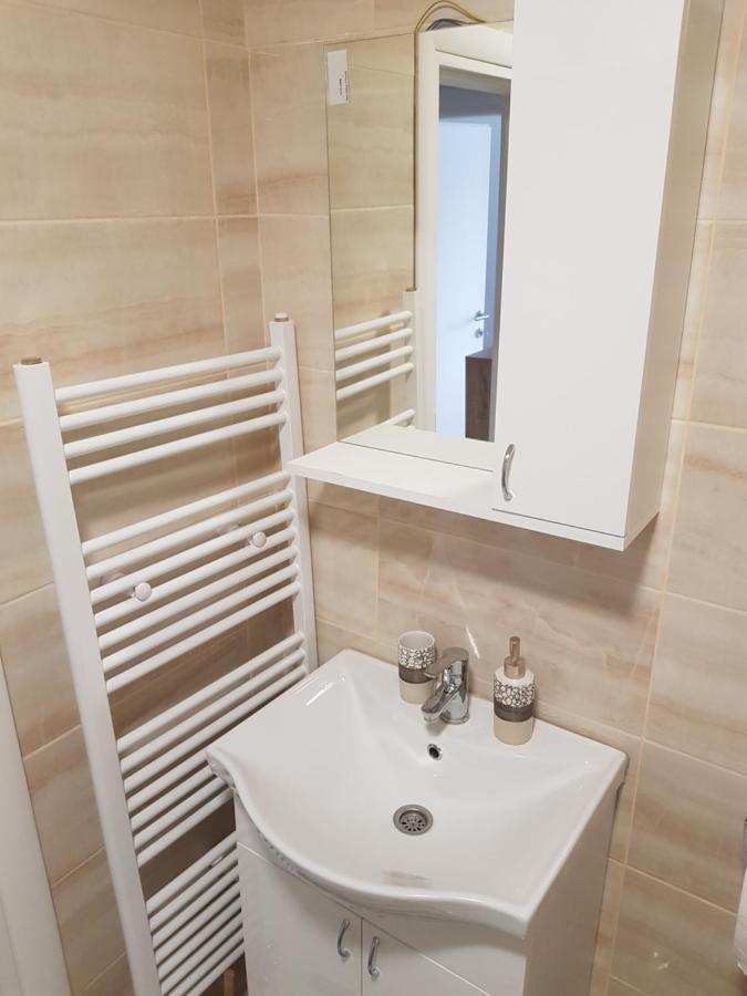 S&D Apartman Lukavica 外观 照片